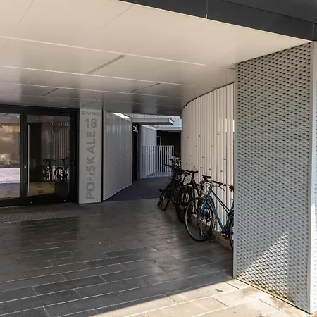 Deluxe Podskale 18 With Parking & Balcony In By Renters Prestige * Krakow